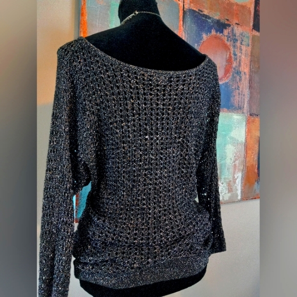 Express Black & Silver Shimmer 3/4 Length Sleeve Round Neck Sweater Size L - Picture 3 of 8